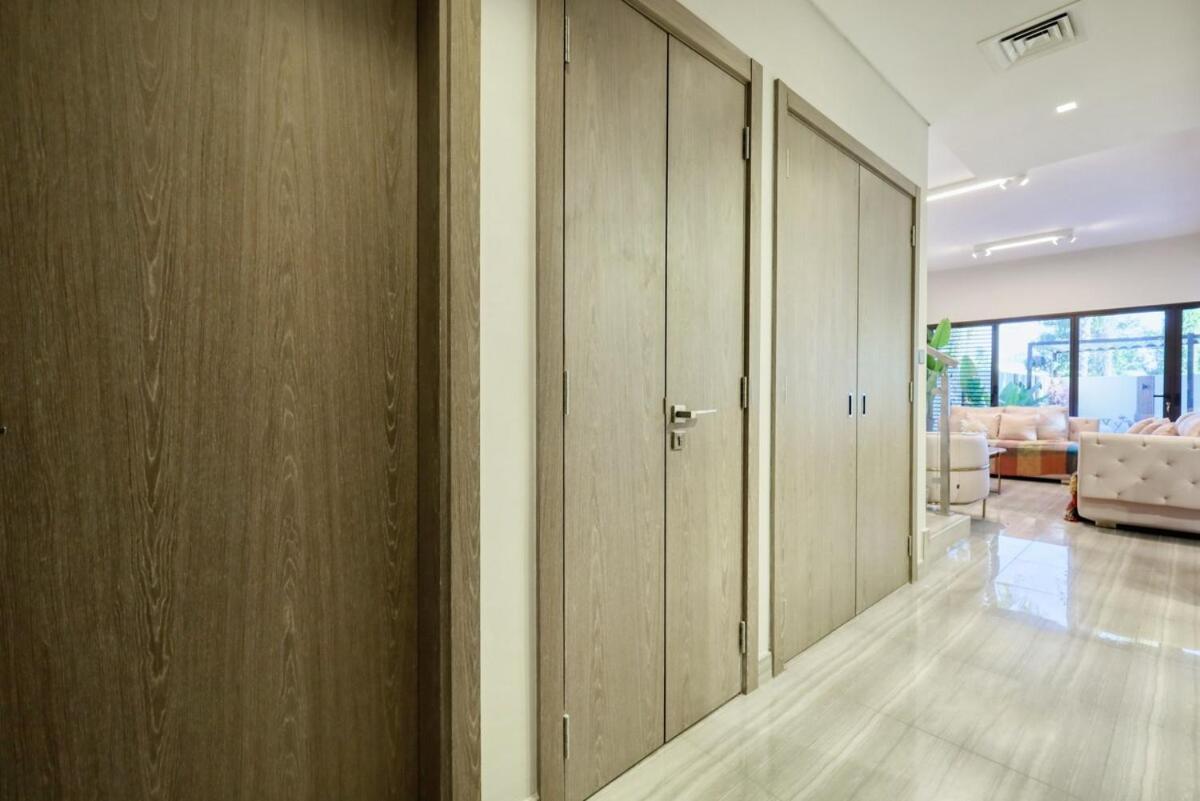 Stunning 4 Bed Villa, Private Pool, Damac Hills Ντουμπάι Εξωτερικό φωτογραφία