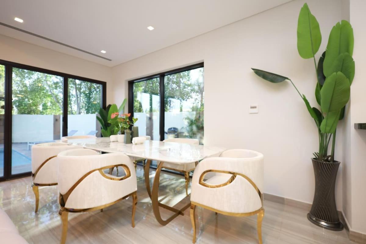 Stunning 4 Bed Villa, Private Pool, Damac Hills Ντουμπάι Εξωτερικό φωτογραφία